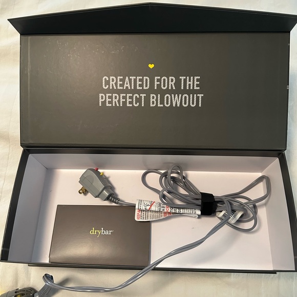 Drybar Vibrant Yellow and Sleek Gray Blow-Dryer Brush - Picture 5 of 6